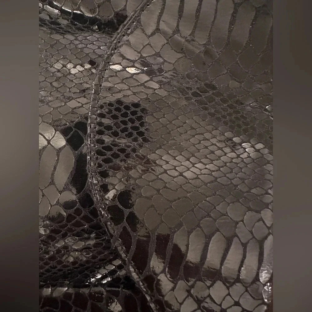 Never used black leather snakeskin clutch - Picture 5 of 6